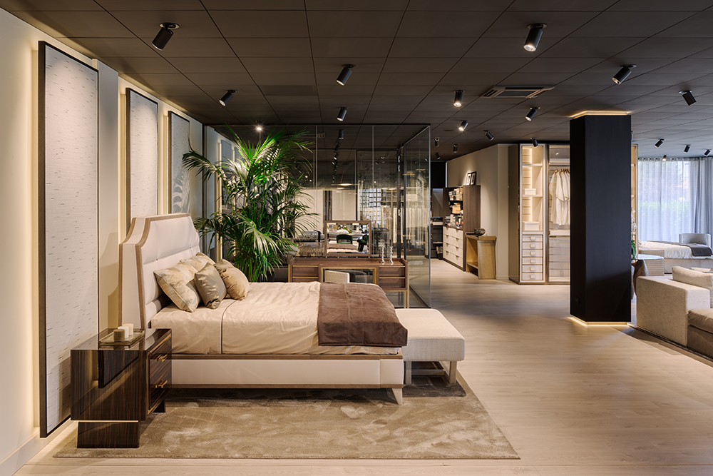 Inedito/Asnaghi showroom