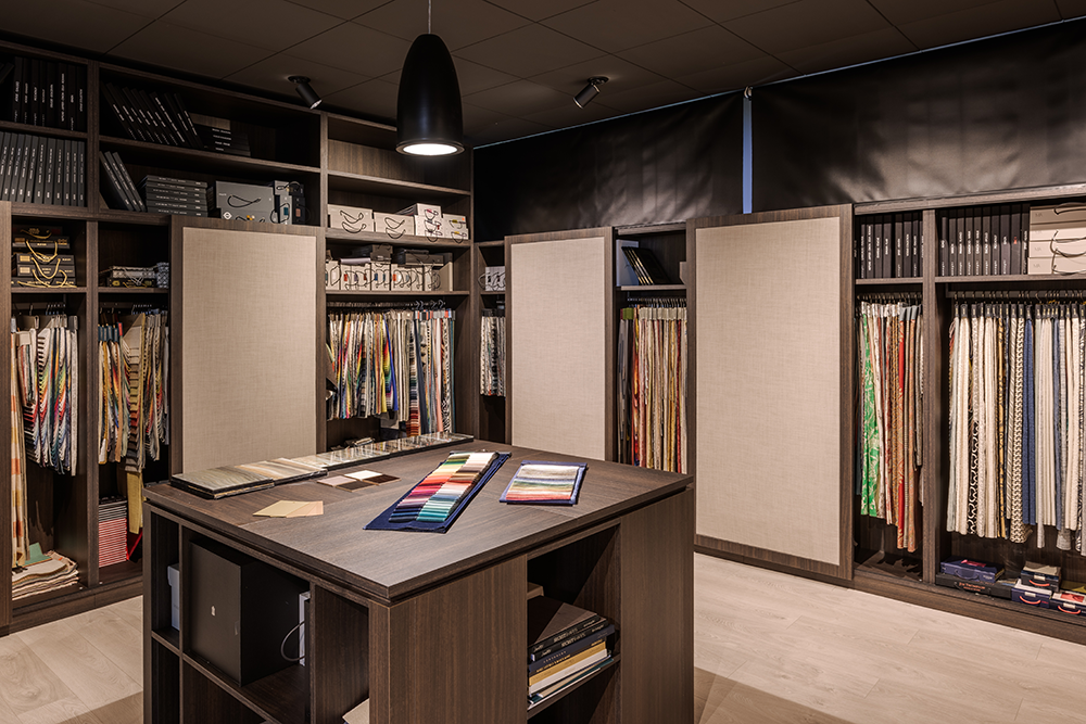 Inedito/Asnaghi showroom